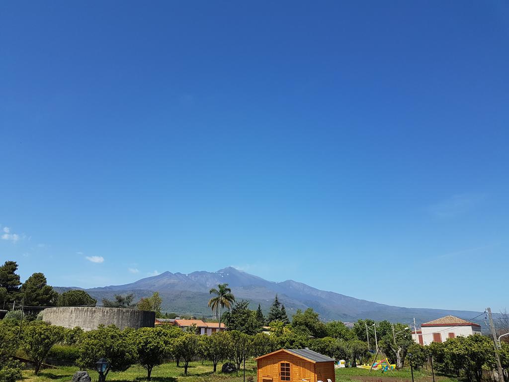Pumadamuri Hotel Acireale Kültér fotó
